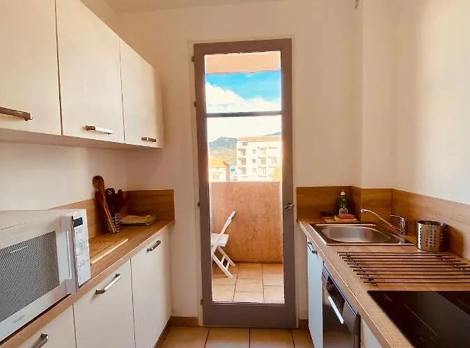 Joli Deux Pieces, Centre Et Proche * 普罗普里亚诺