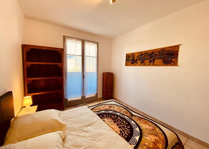 Joli Deux Pièces, Centre Et Proche Appartement Propriano (Corsica)