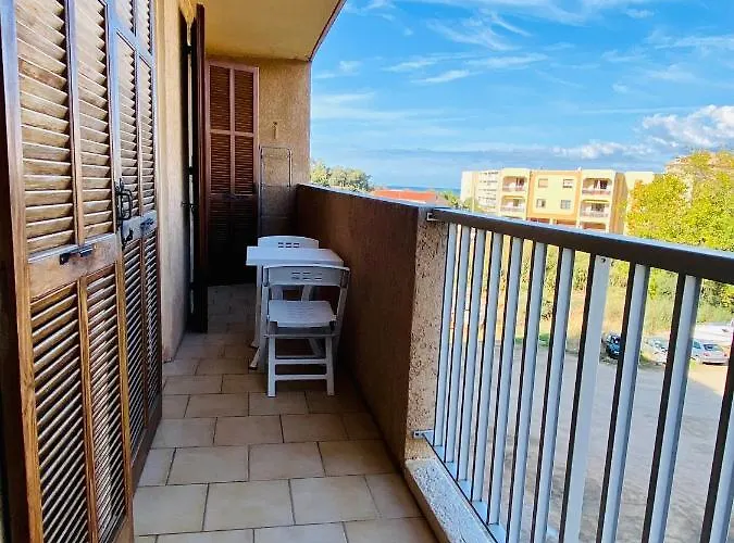 Joli Deux Pieces, Centre Et Proche Lägenhet Propriano (Corsica)